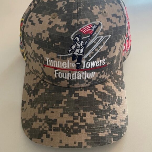 TUNNEL TO TOWERS FOUNDATION EMBROIDERED CAMOUFLAGE BASEBALL CAP HAT T2T New - Picture 1 of 4